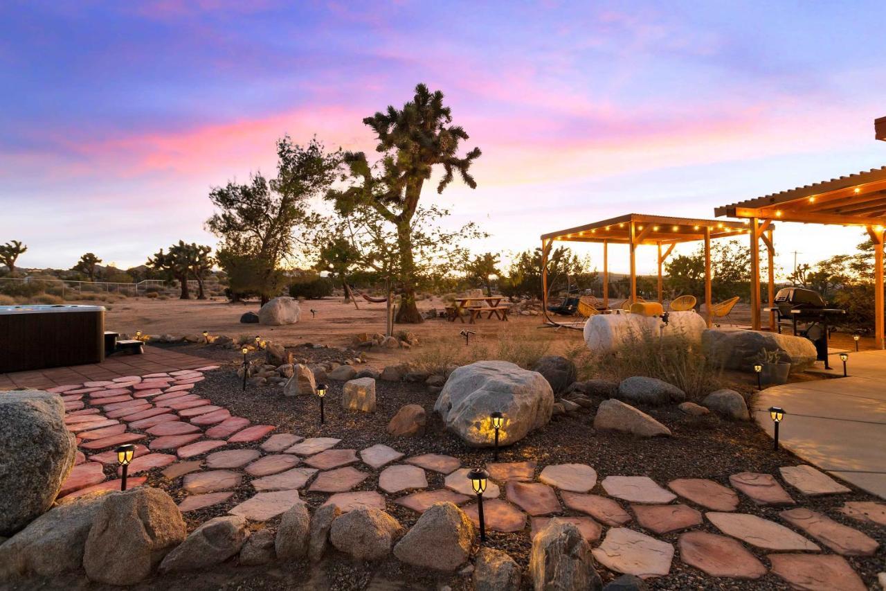 Dez-Art Retreat Villa Yucca Valley Exterior photo