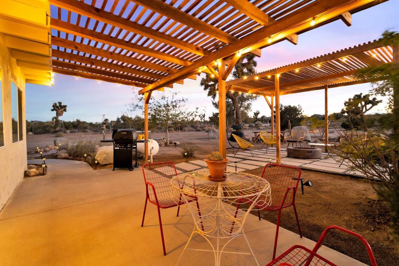 Dez-Art Retreat Villa Yucca Valley Exterior photo