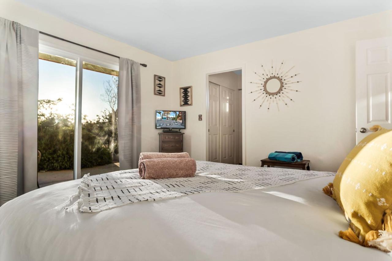 Dez-Art Retreat Villa Yucca Valley Exterior photo